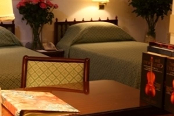 Hotel Al Bustan (Beirut)